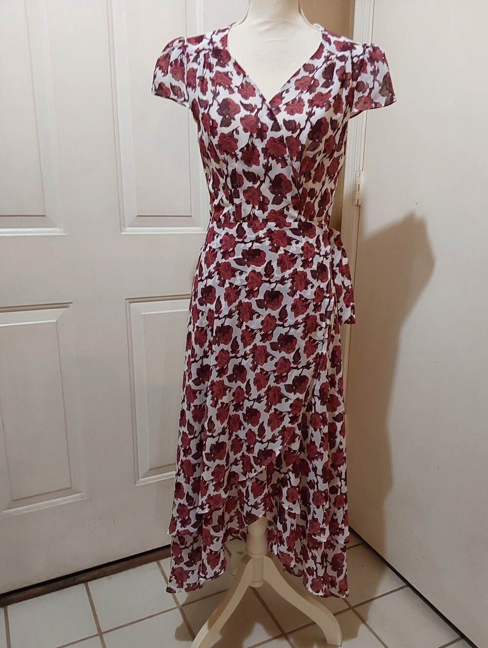 🌺 Like New Betsey Johnson Midi Floral Hi-Lo Wrap Dress